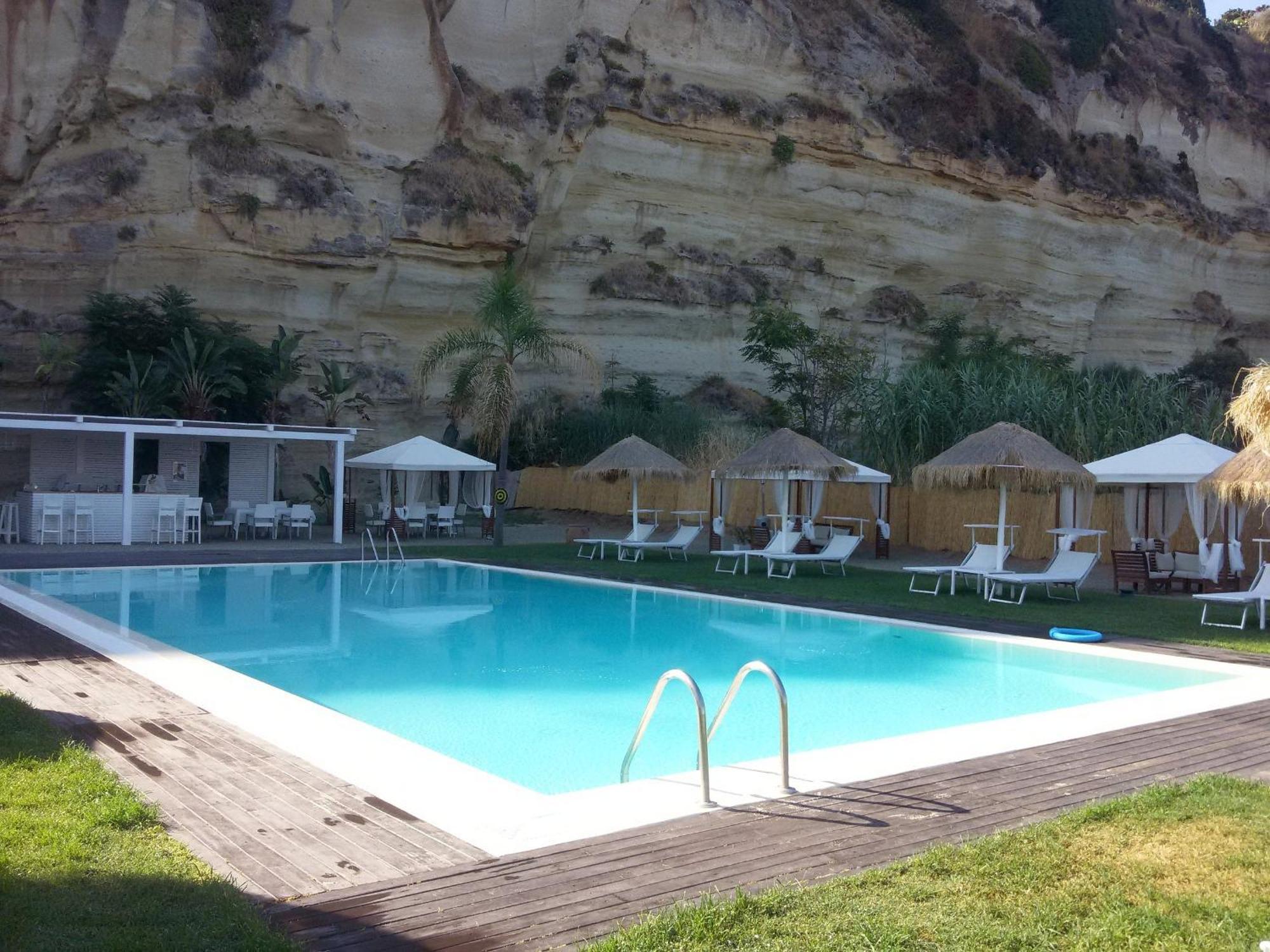 Borgo Di Riaci Beach Resort Santa Domenica (Vibo Valentia) Exterior foto