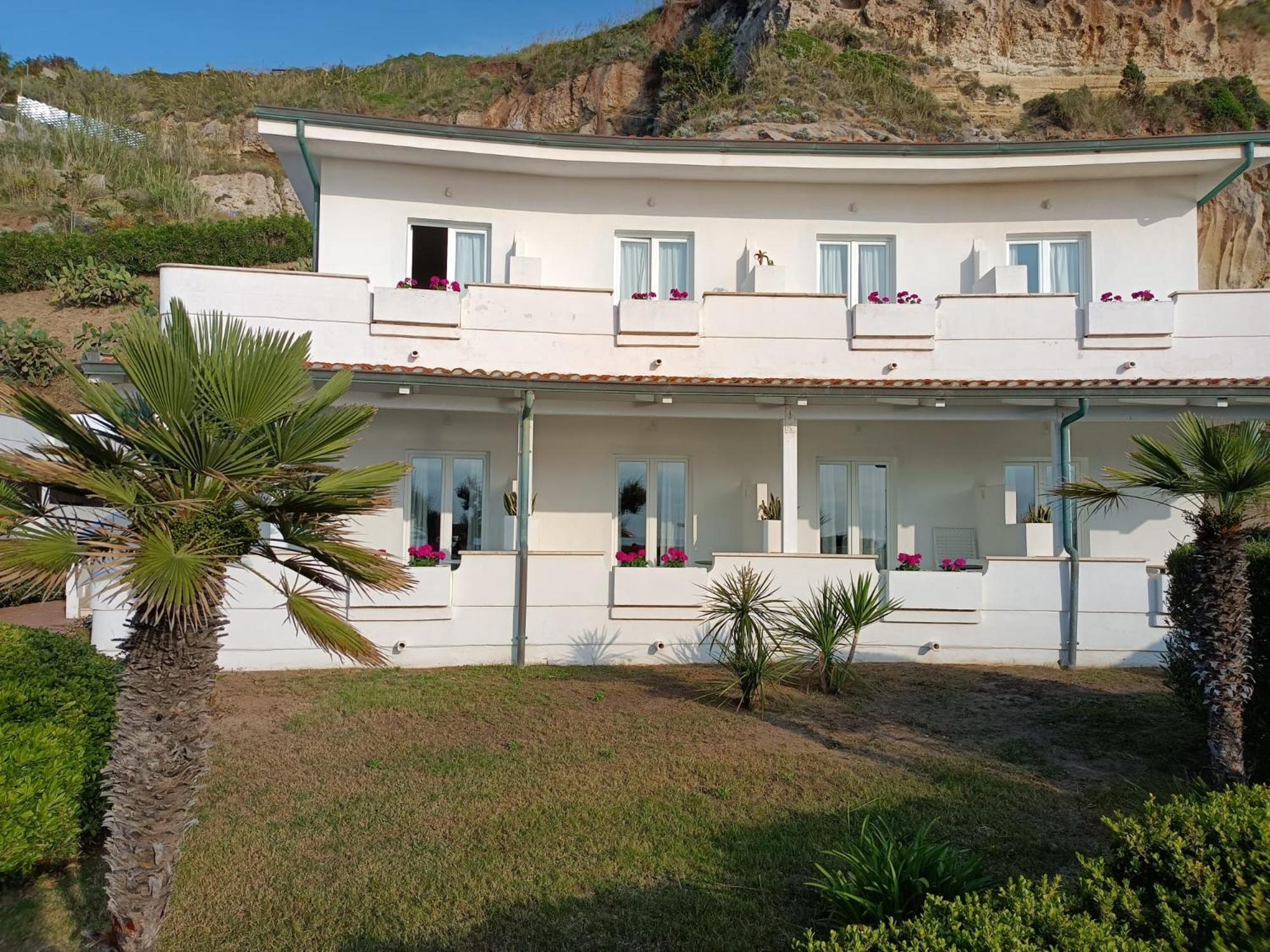 Borgo Di Riaci Beach Resort Santa Domenica (Vibo Valentia) Exterior foto