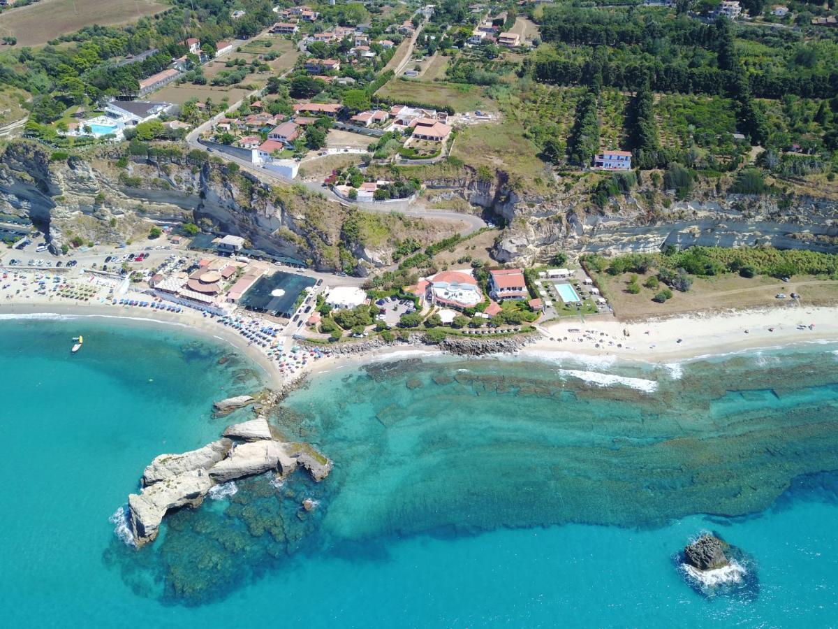 Borgo Di Riaci Beach Resort Santa Domenica (Vibo Valentia) Exterior foto